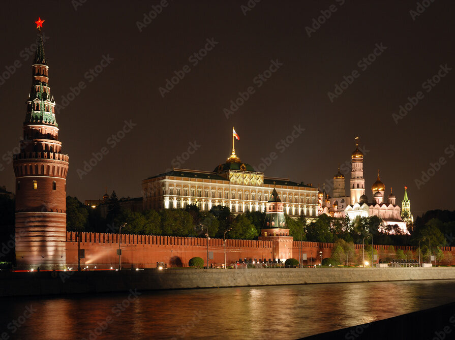 Kreml v Moskvě, rusko